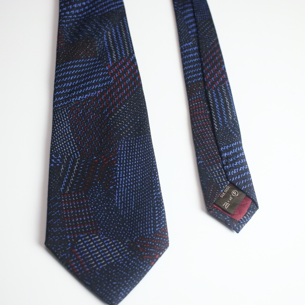 Givenchy Slim Tie Abstract Pattern - image 2